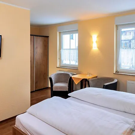 Parkpension Spreewald 招待所 3*